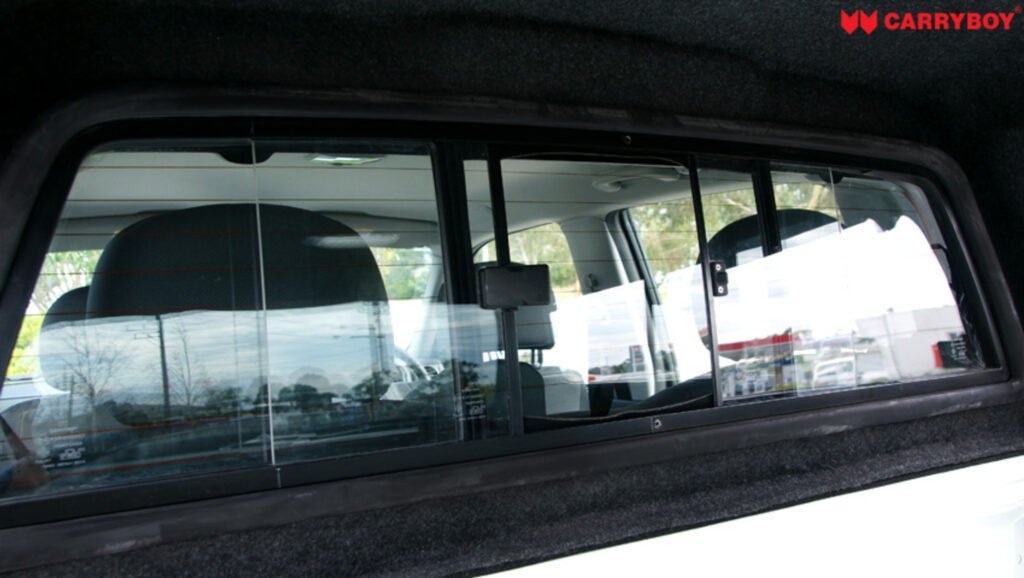 d max rear sliding glass 2 (1)