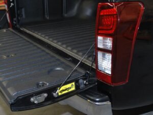 isuzu d max tail gate assist 1